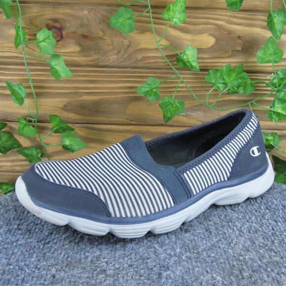 Champion Women's Flat Gray Fabric Sz 8 Medium Used‎ 2025 - Picture 1 of 7